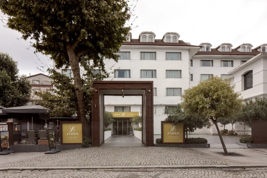 SURA LUXURY MILION HOTEL